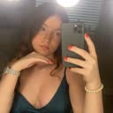 @honeyscarlett