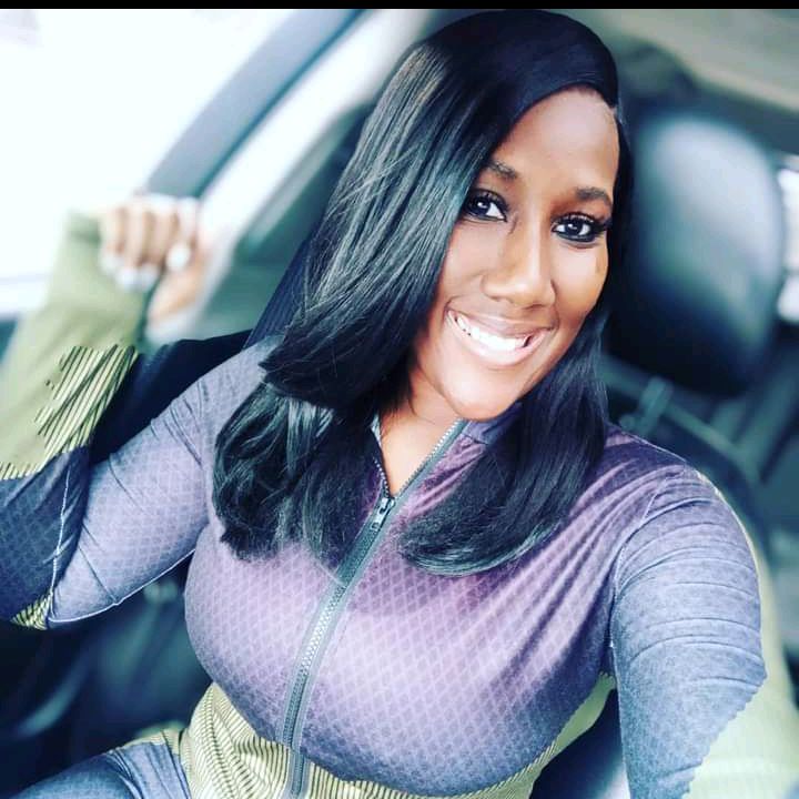 @iam_moniqueb_