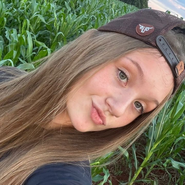 @isabella_wichnoski