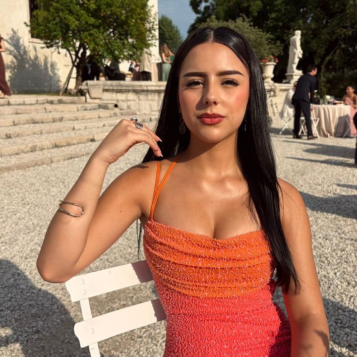 @isabellaaa0902