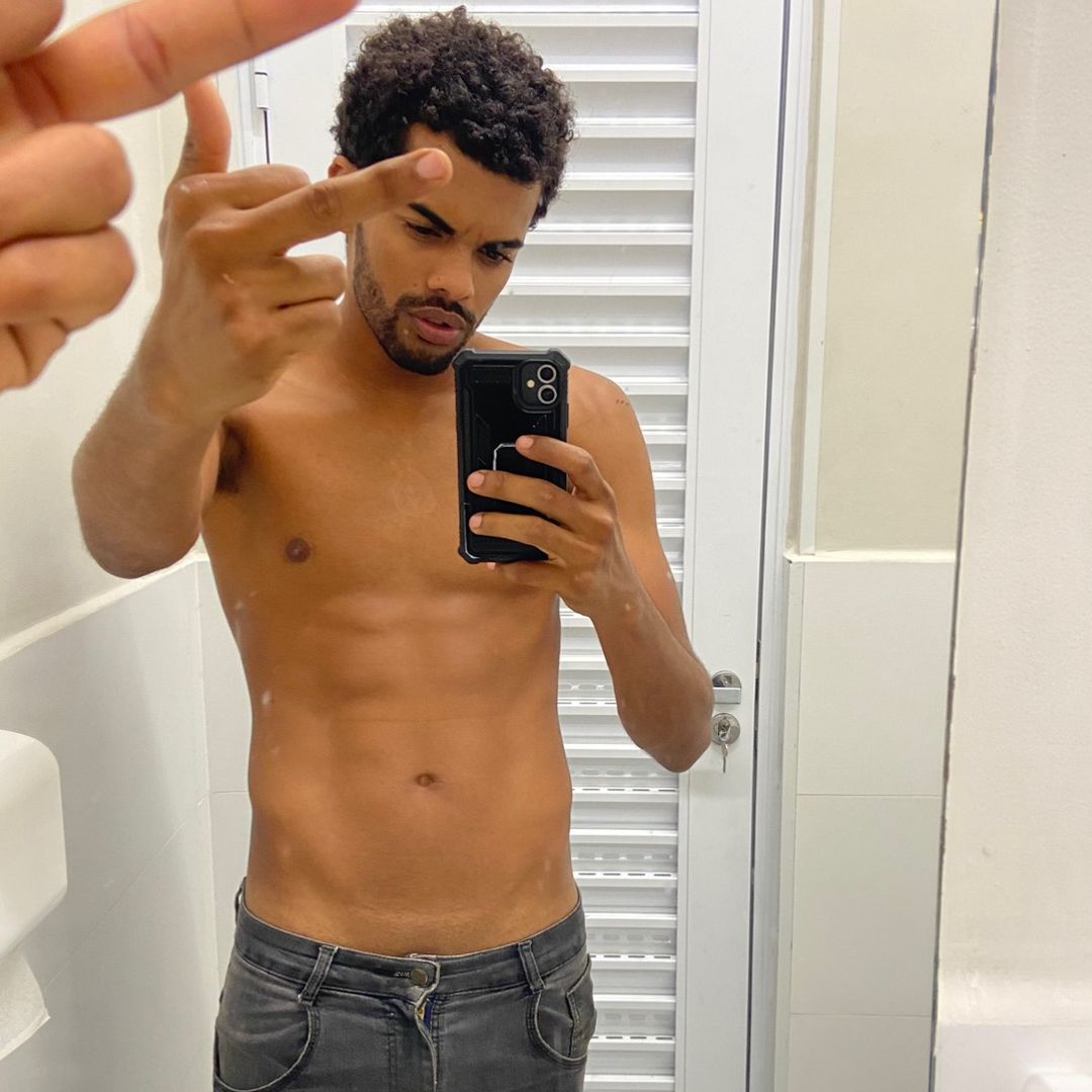@j.muniz01