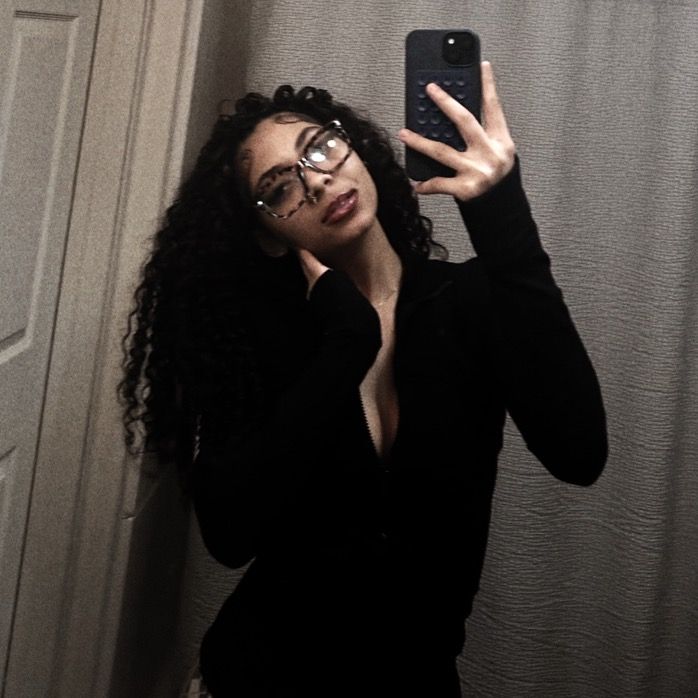 @janyahariel