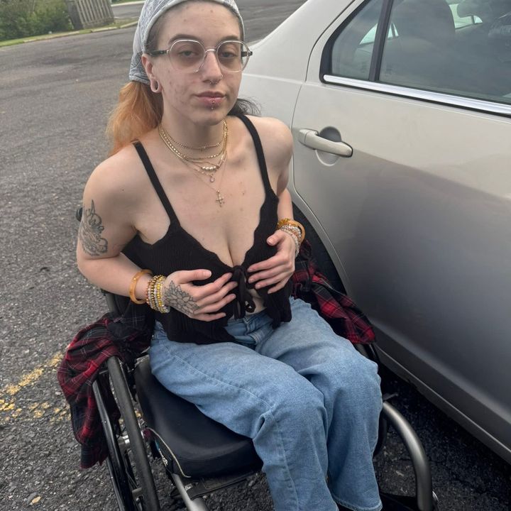 @kelseylovesplants