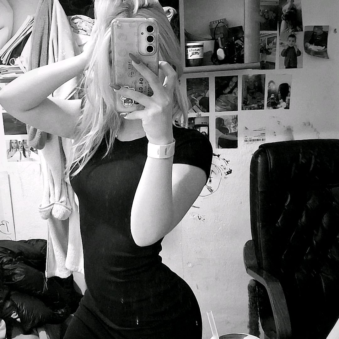 @kiazakiraa
