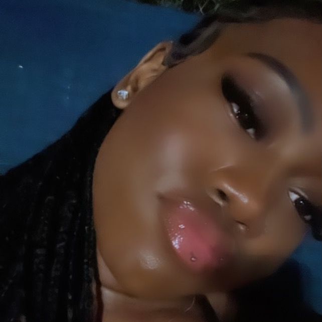 @kiyahtolli