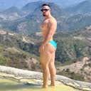 @lares0808