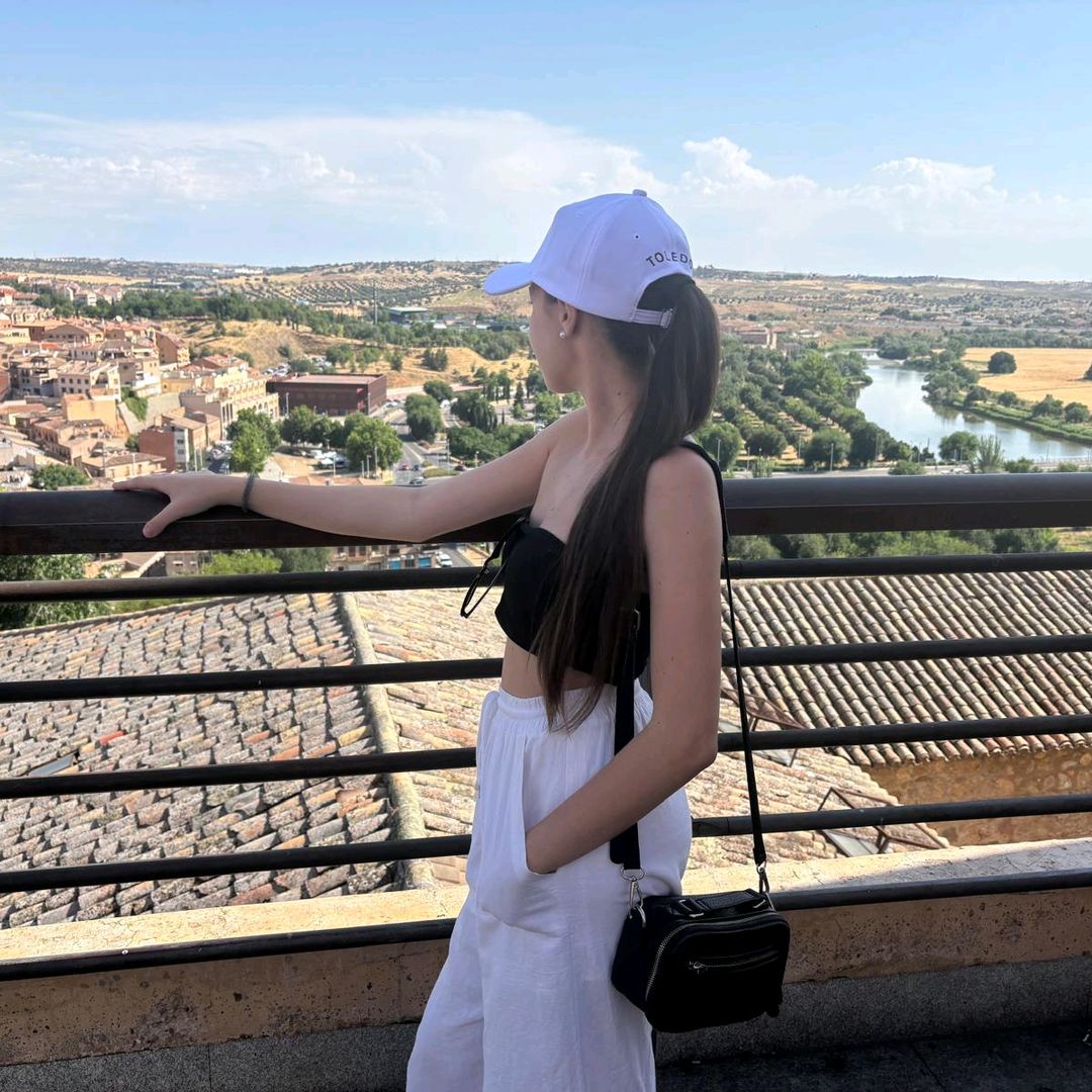 @lauraa.1908_