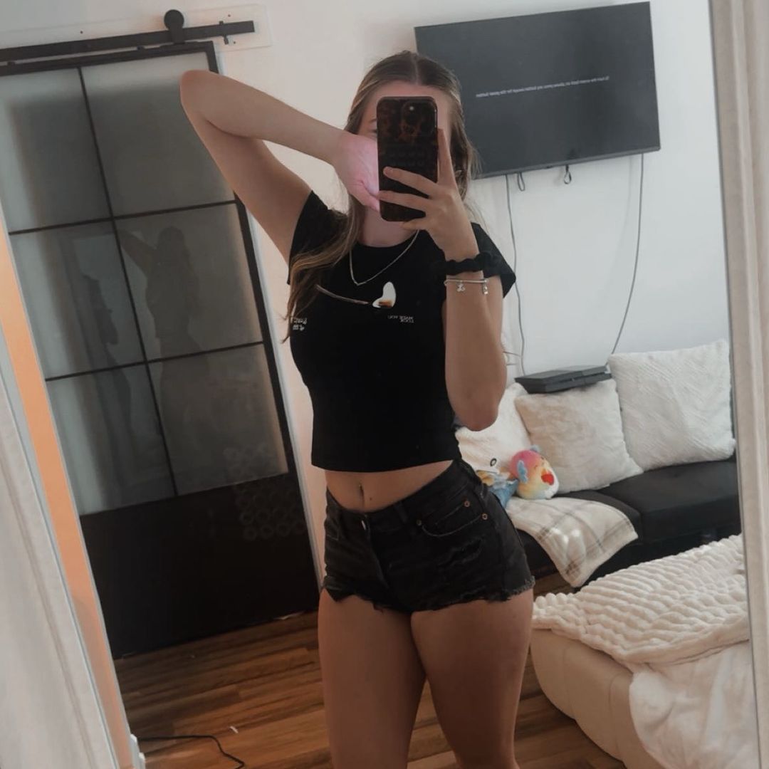@laurennnkathrynnn