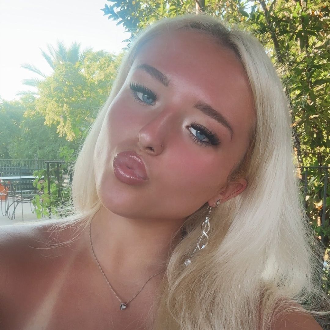 @leelaarnell1