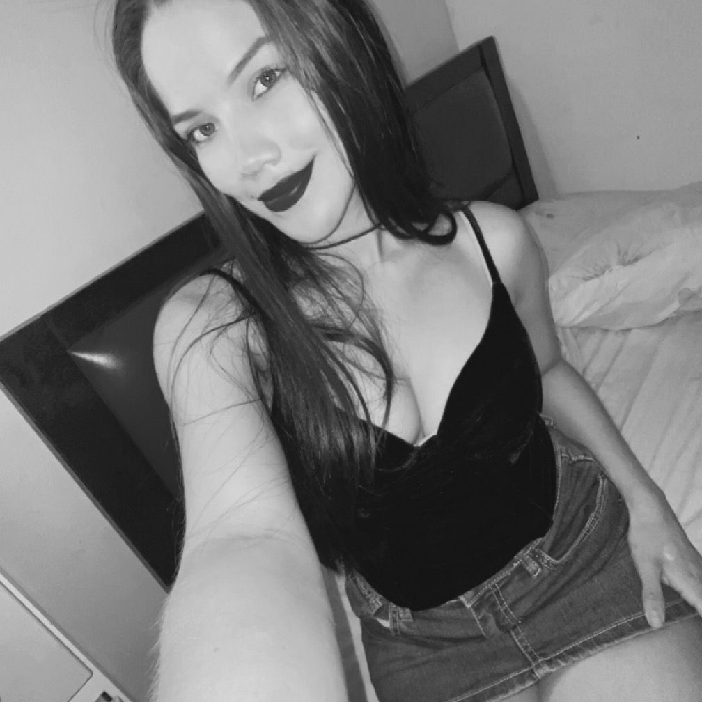 @leslie_lianez