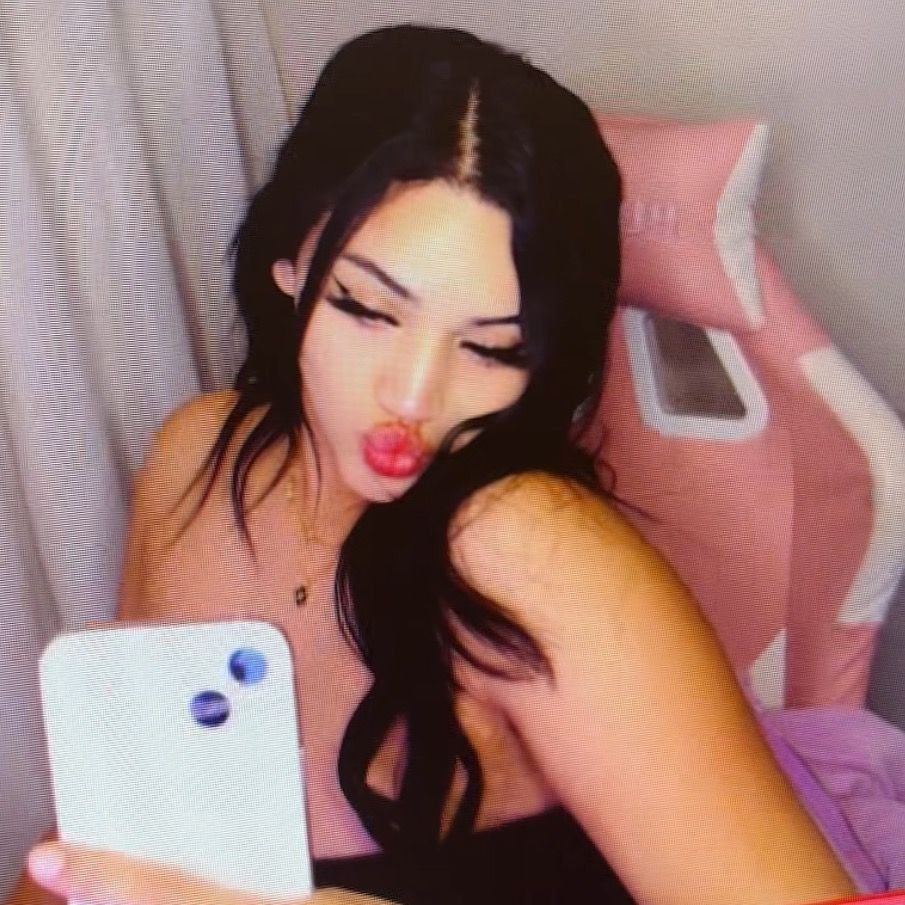 @lolalov3syouu