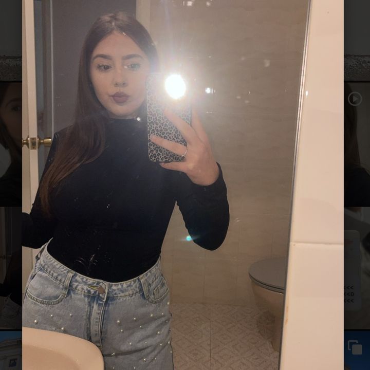 @luciabernall_