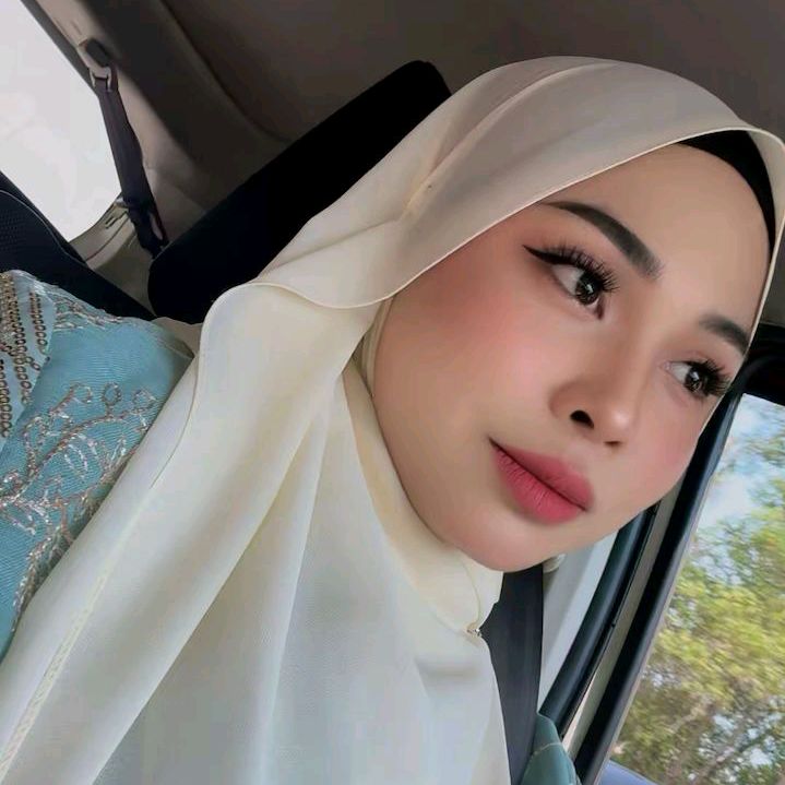 @lyaamysrhhh