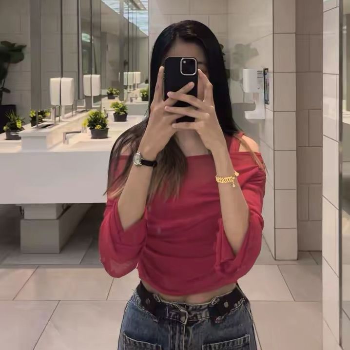 @lyasarah044
