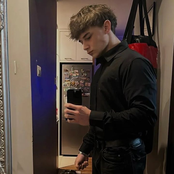 @m1ti0.z