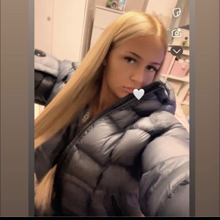 @mayaemma_