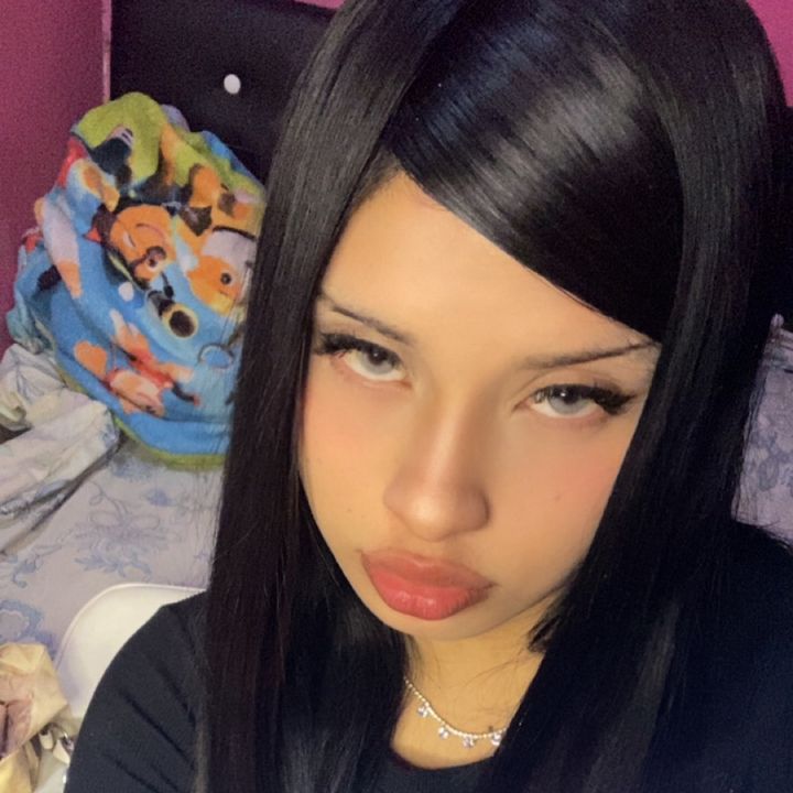 @melaniigalvann