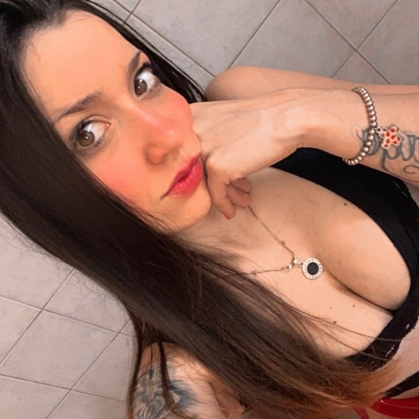 @micagomez190