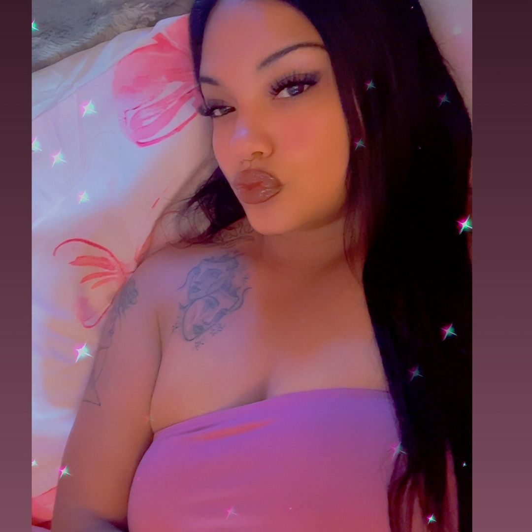@moniqueangelique