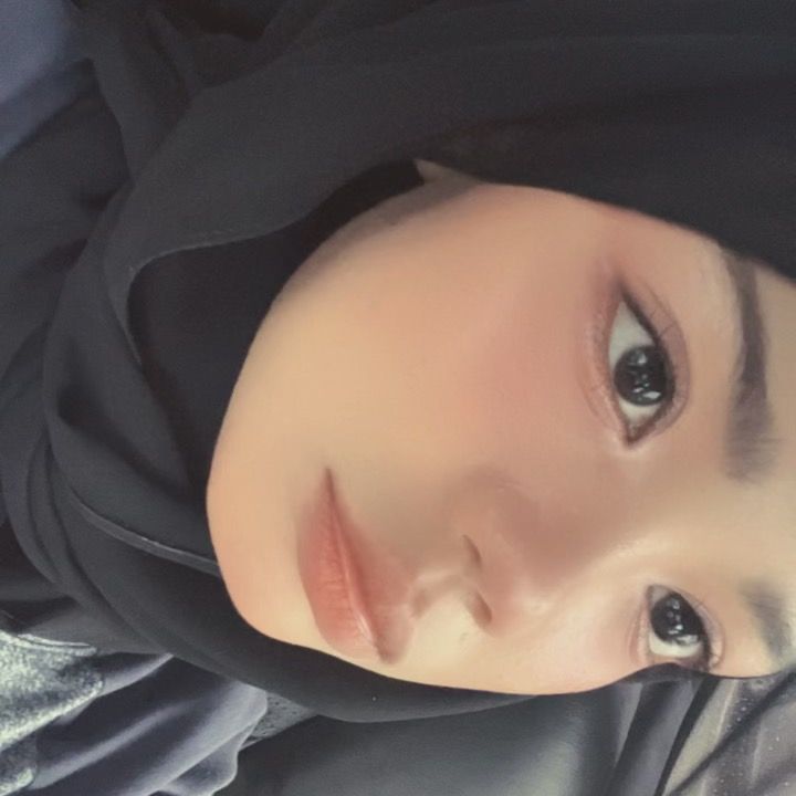 @naeyylarrr