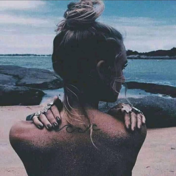 @nialwhrlla