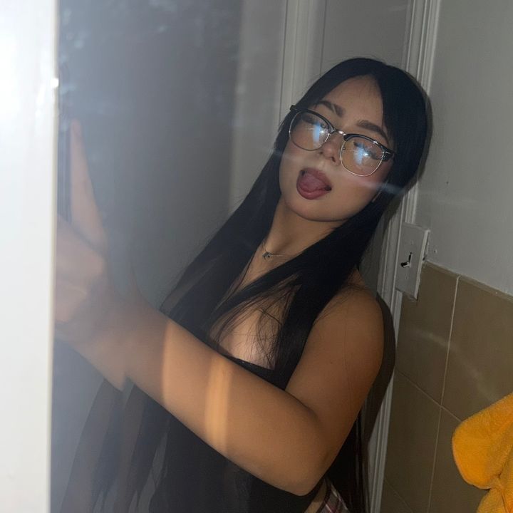 @nicoleezf_
