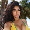 @notshreyway