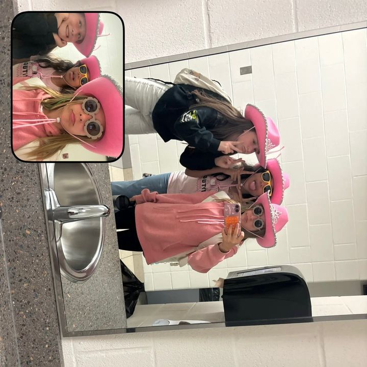@nott_featherr