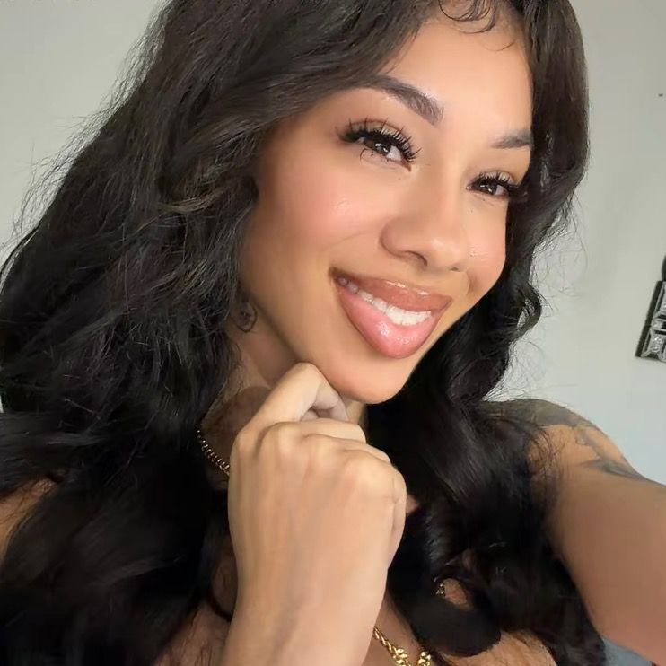 @novaamonroeee