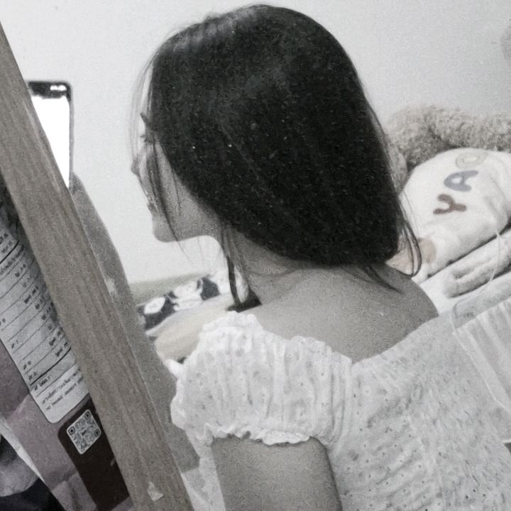 @nxtaleeerevw