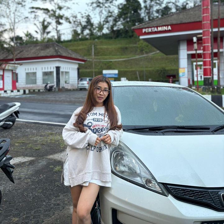 @putuliaa28