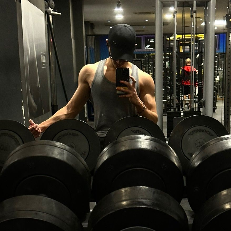 @rikybolt