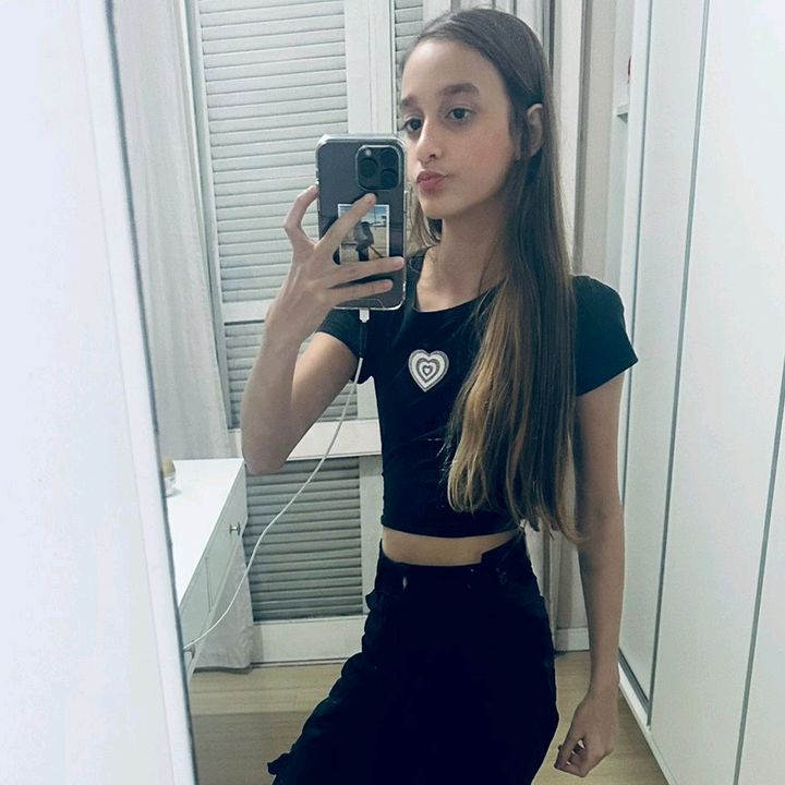 @sarahhxxxz__