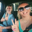 @the2blondesss