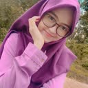 @trishaaazia