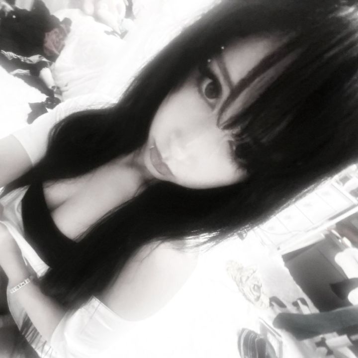 @unhingeddollx