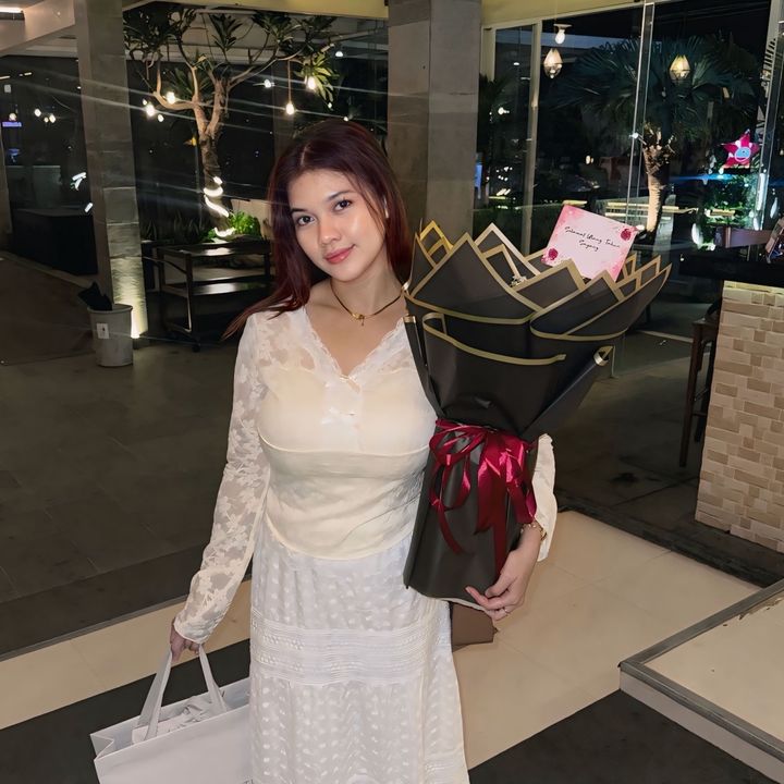 @user826419021