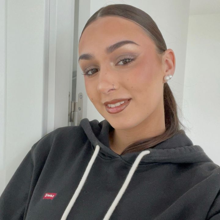 @uuserr2415_