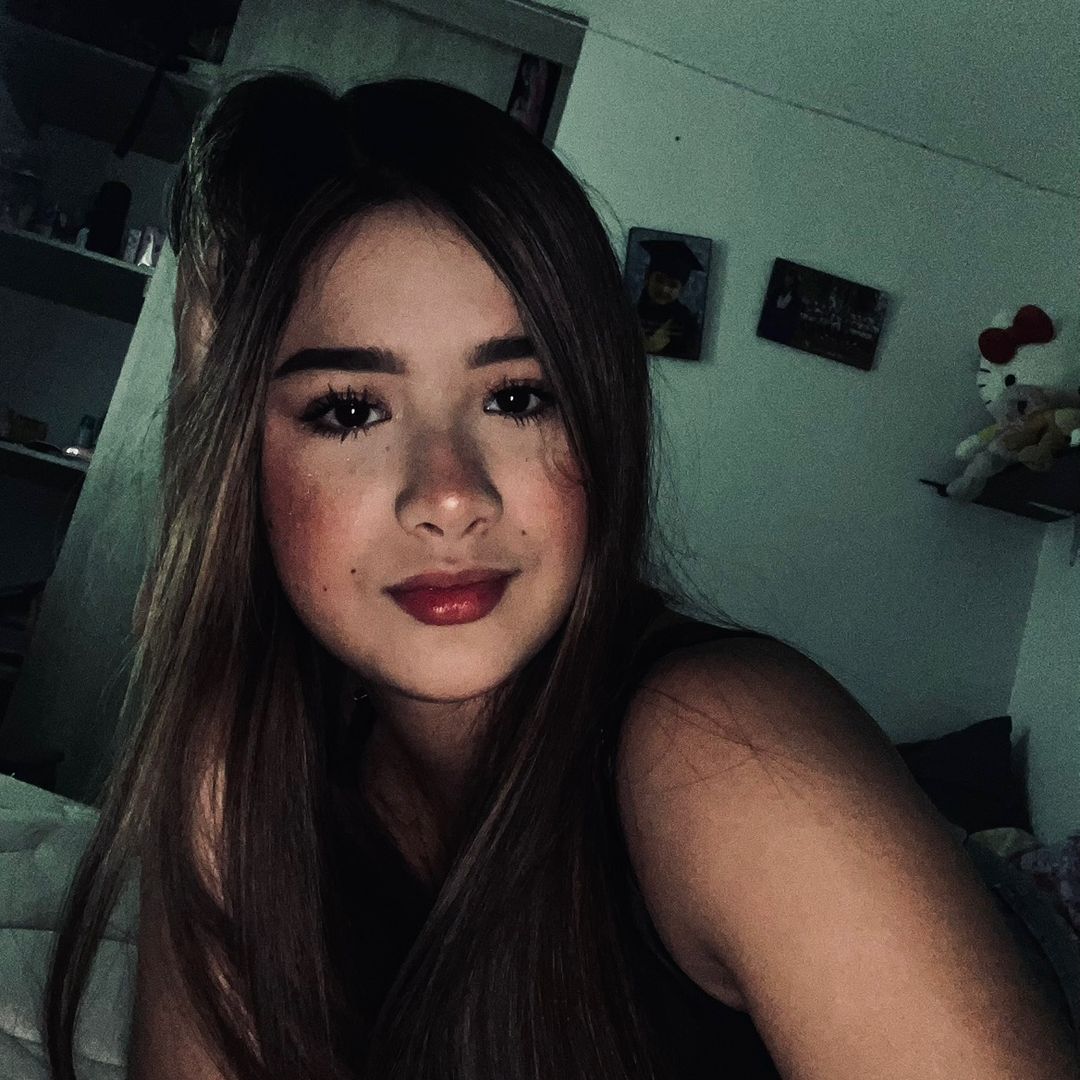 @vale_cifuentes