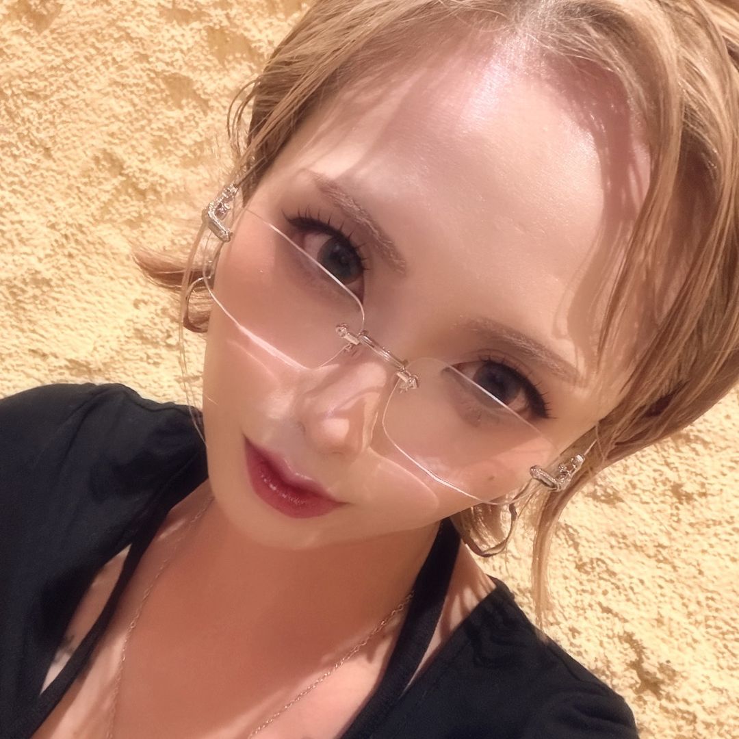 @vera40647