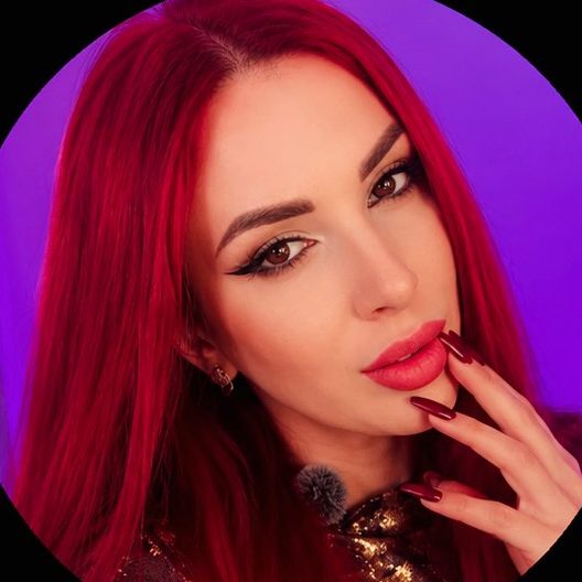 @vickyfoxi
