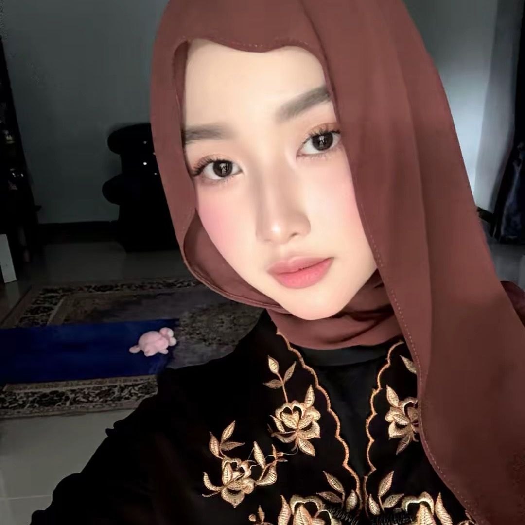 @yanashah_