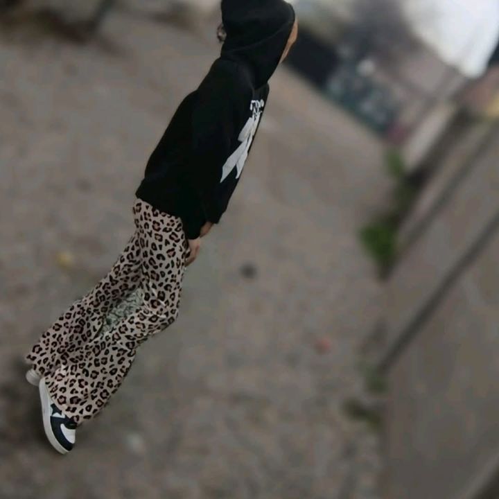 @yanisdulke11