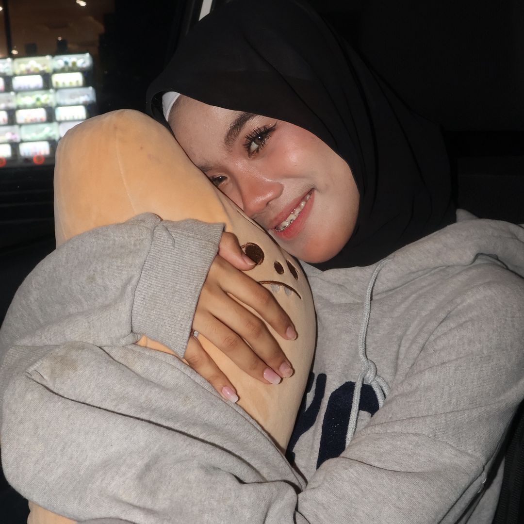 @yayainsyirah