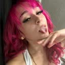 @zaqueenn25