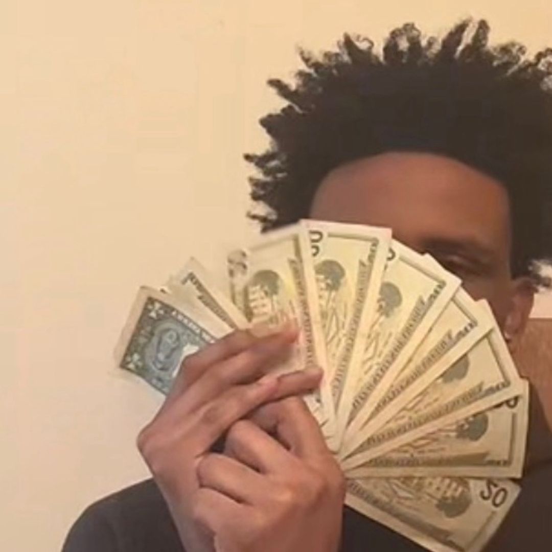 @zayzaee_