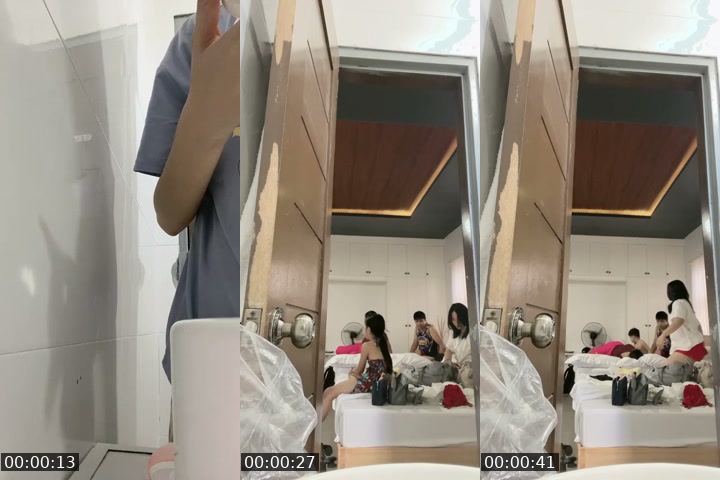 TikTok live: hi hi by @alyaneia_main