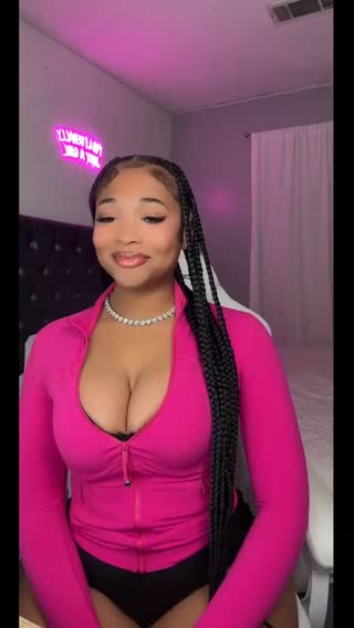 TikTok live: get here now by @itssdreka