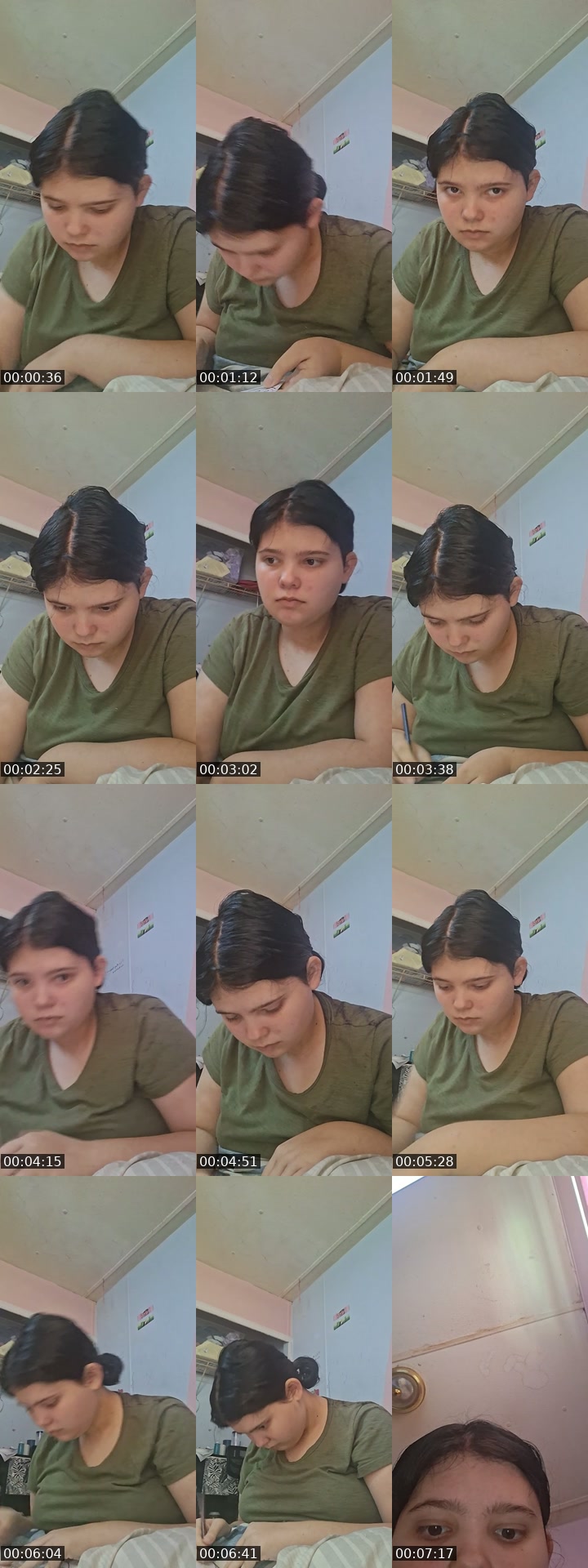 TikTok live: coloringlistening to music by @strawberry_luv31