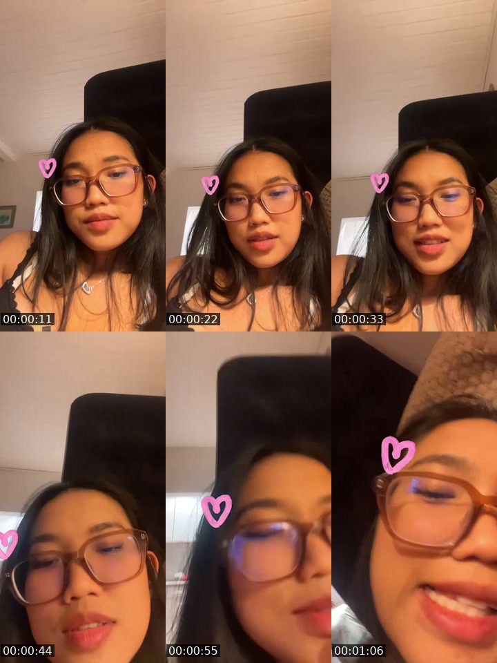 TikTok live: Holllaa by @icecream558